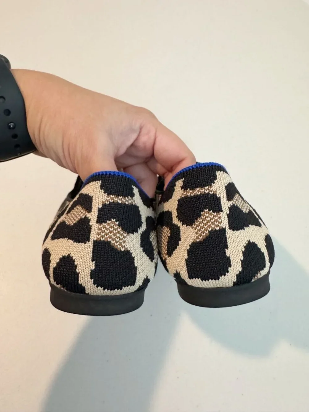 Rothys The Almond Loafer in Desert Cat Size 6.5 Leopard Print Flats Classic Chic